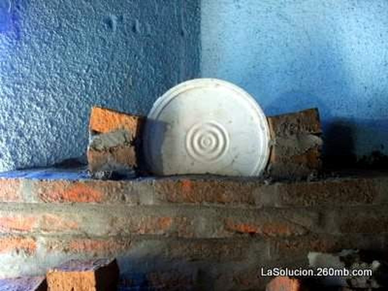 Arco en construccion - ladrillos siguiendo la curva